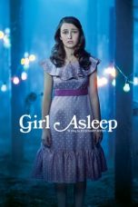 Nonton film Girl Asleep (2015) subtitle indonesia